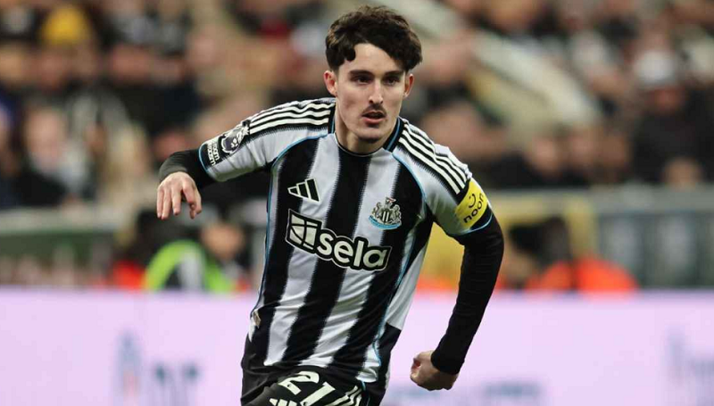 arsenal-nhay-vao-cuoc-dua-chieu-mo-livramento